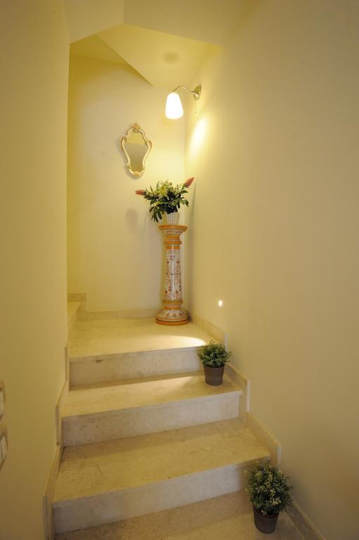 Bed and Breakfast Il Piccolo Giglio à Porto SantʼElpidio Extérieur photo