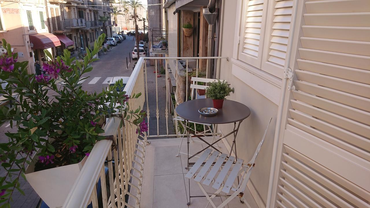 Bed and Breakfast Il Piccolo Giglio à Porto SantʼElpidio Extérieur photo